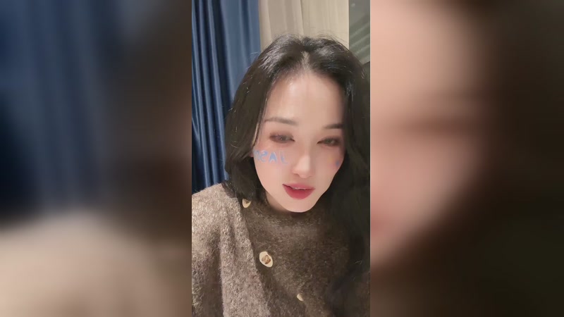 【2025-11-22 完整版】咕噜橙o：【摄像头】要么流口水要么肥得流油