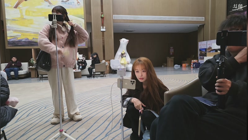 【2025-11-25 完整版】谢彬DD：喂,在吗?进来看Show了.