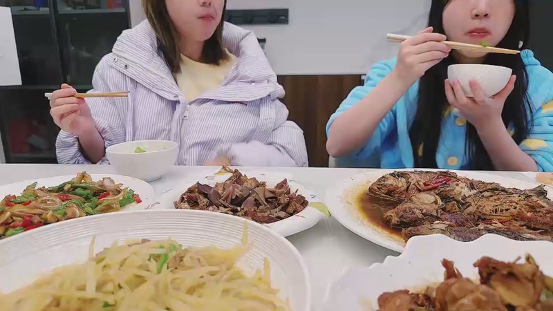 【2025-11-25 完整版】菜到极致小兰摧：和平精英之我在阿勒泰