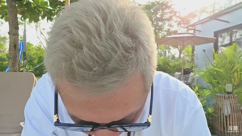 【2025-11-25 16点场】小鱼小鱼吃虾米：三亚筹备 1.5倍预存中