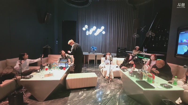 【2025-11-27 01点场】王大谋119：恭喜迈克哥总榜前十！