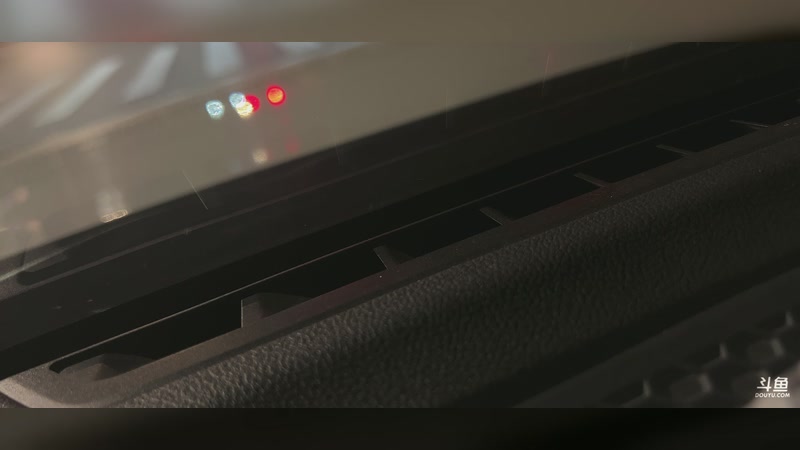 【2025-11-28 完整版】南枫阿i：来这里起飞就好了!!