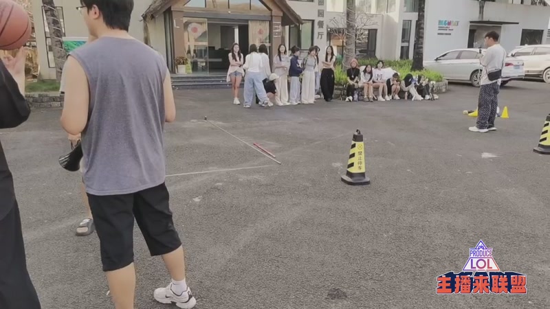 【2025-11-28 16点场】余小C真的很强：三亚团播 开整！