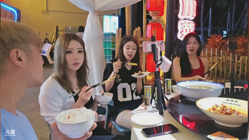 【2025-11-29 18点场】小鱼小鱼吃虾米：三亚筹备 1.5倍预存中