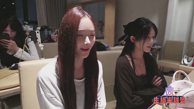 【2025-11-29 20点场】南波儿大魔王丶：三亚团播第一天！