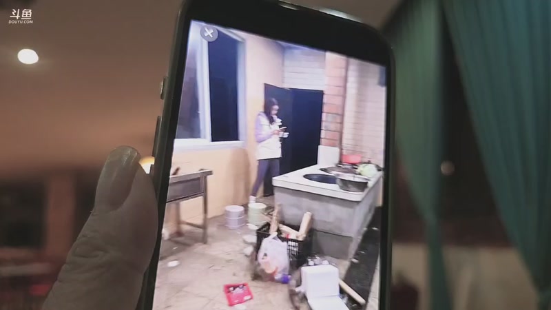 【2025-11-29 01点场】叶子户外：12580团播（成都站）s4