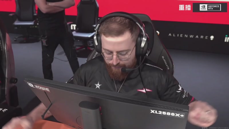 【2025-11-29 07点场】完美世界电竞频道：布达佩斯Major2025 A舞台 重播