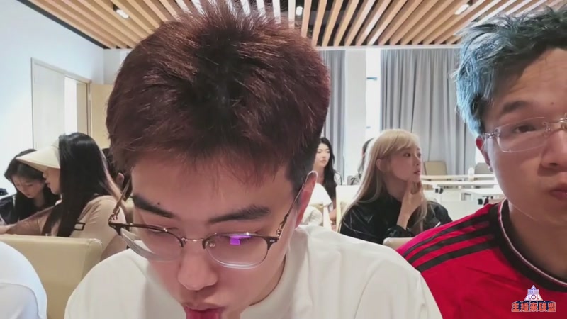 【2025-11-30 15点场】南波儿大魔王丶：户外三亚-主播来联盟~Day1