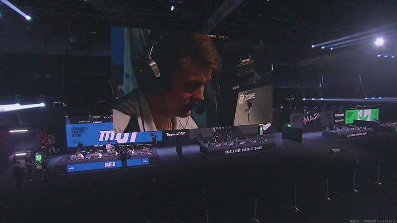 【2025-11-29 23点场】完美世界电竞频道：布达佩斯Major2025 A舞台