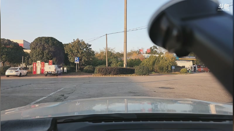 【2025-11-30 完整版】南枫阿i：0基础户外主播！