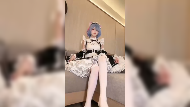 可爱的萌妹子cosplay二次元动漫美女雷姆好好看啊小仙女啊