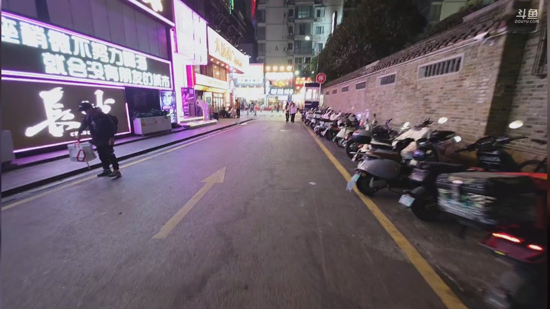 【2025-11-29 19点场】三酒OuO：风吹哪页读哪页。