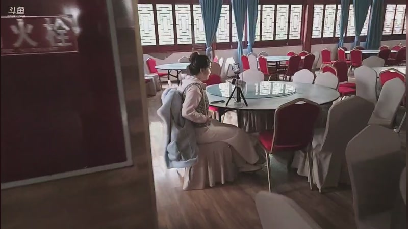 【2025-12-01 14点场】叶子户外：12580团播（成都站）s4