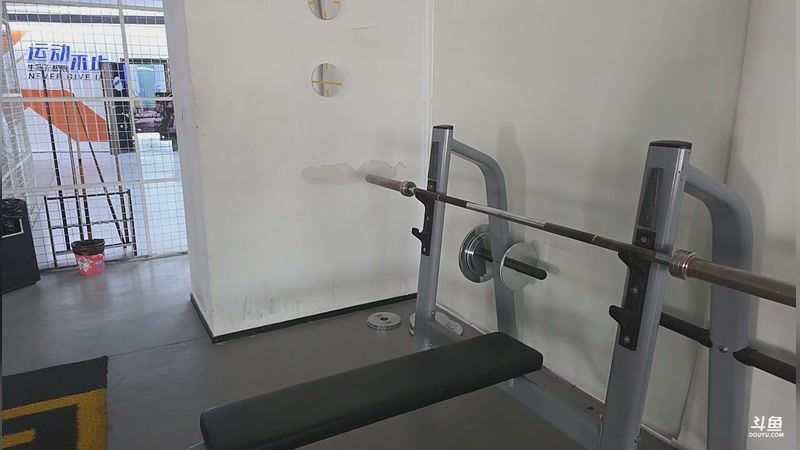 【2025-12-01 09点场】霸气虚幻哥1991：聊会天！73965