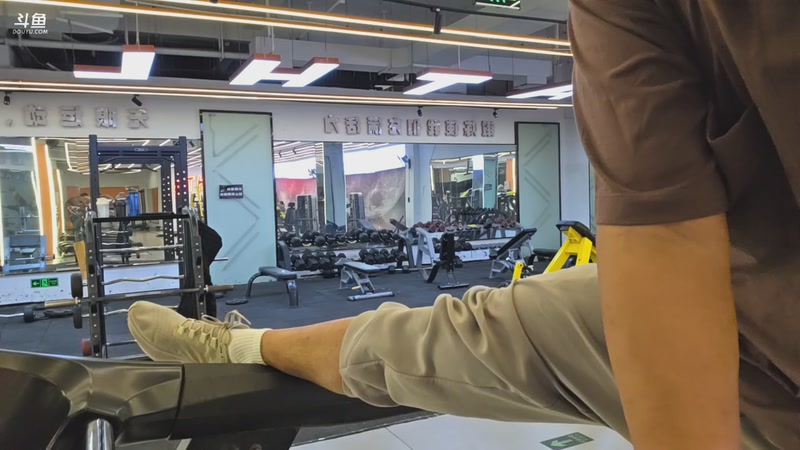 【2025-12-02 11点场】霸气虚幻哥1991：晚上好哟！73965