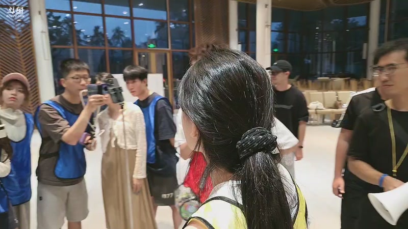 【2025-12-02 18点场】一条小团团OvO：三亚lol官方团播