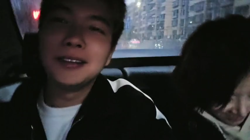 【2025-12-02 完整版】王大谋119：开心最重要 11222