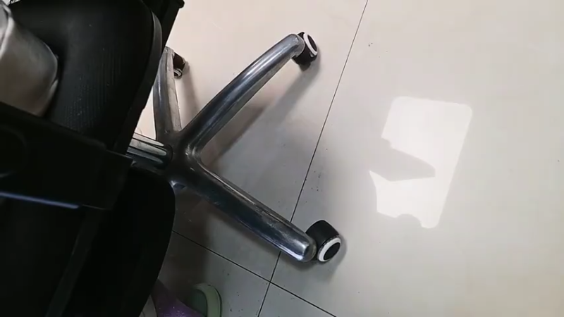 【2025-12-02 完整版】王大谋119：开心最重要 11222