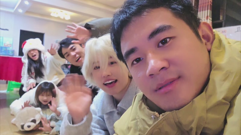 【2025-12-03 01点场】757户外：【非常互娱】757女团S7 娱乐季~