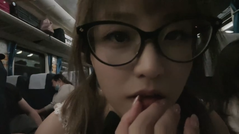 【2025-12-03 完整版】宝贝薇阿：上海到长沙的绿皮火车之旅