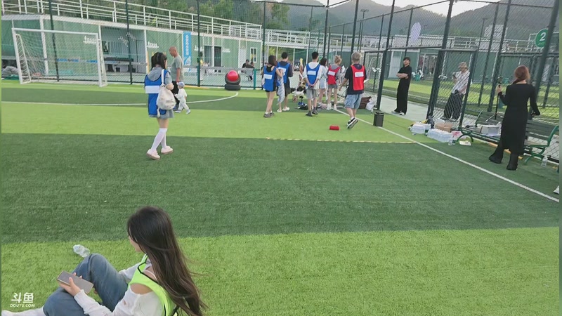 【2025-12-03 17点场】一条小团团OvO：保亭lol官方团播