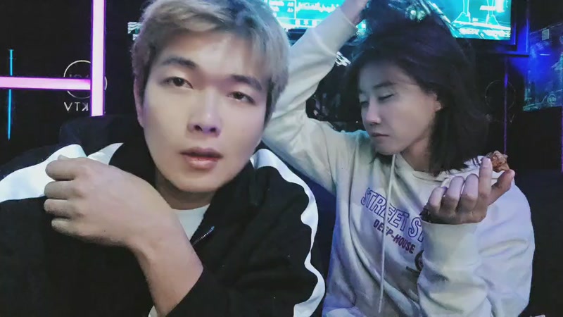 【2025-12-02 22点场】王大谋119：开心最重要 11222