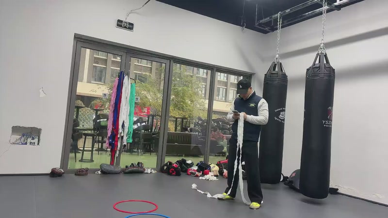 【2025-12-03 完整版】小皮【南波家族】：练拳Day5！