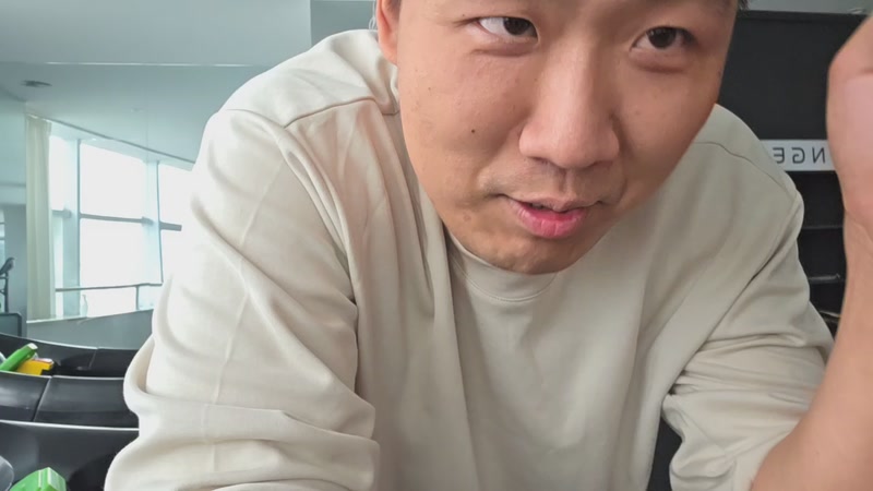 【2025-12-03 11点场】霸气虚幻哥1991：练腿！73965