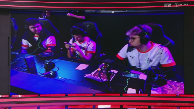 【2025-12-03 12点场】和平精英官方赛事：重播丨全球总决赛-小组赛红组DAY1