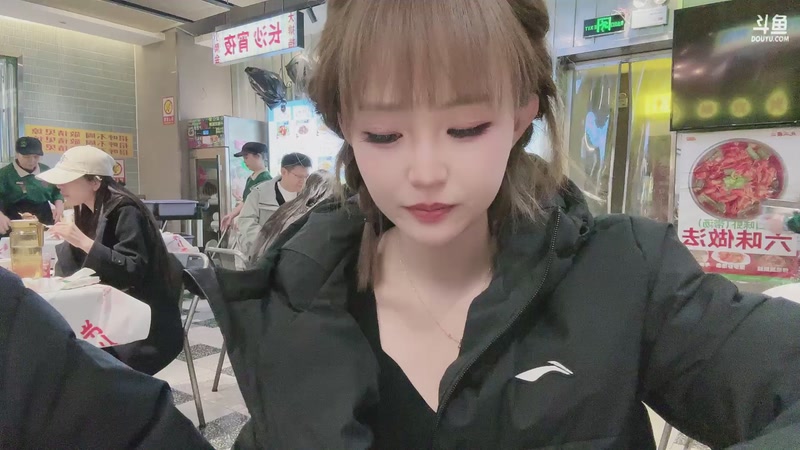 【2025-12-03 23点场】宝贝薇阿：上海到长沙的绿皮火车之旅