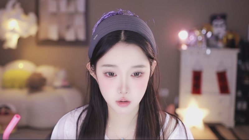 【2025-12-04 13点场】小肉球阿：爱笑的女孩运气不会差~