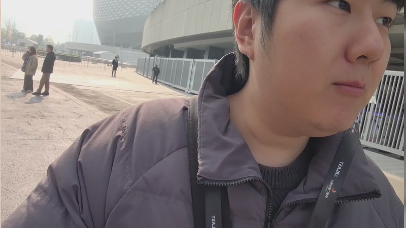 【2025-12-05 完整版】杰出哥：去成都看比赛了，户外随缘播