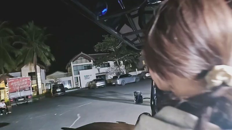 【2025-12-4 21点场】bulaQoQ:【小奶团】LOL户外凑凑日流水住房~