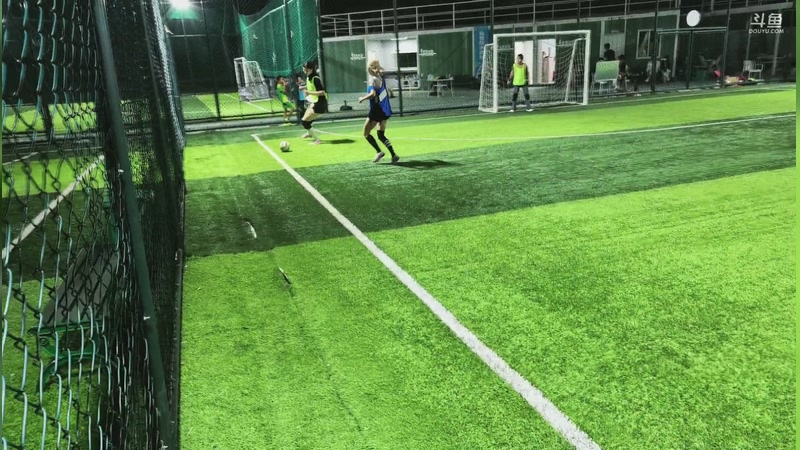 【2025-12-05 18点场】余小C真的很强：每天十点 不见不散