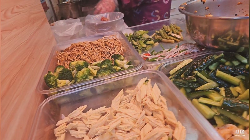 【2025-12-06 完整版】太原马超丶：峡谷之巅王者局，1200上1300分