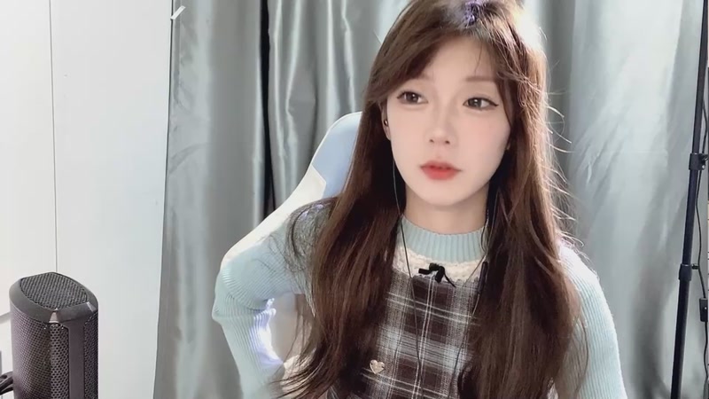 【2025-12-4 20点场】余初九:户口本无敌了9997