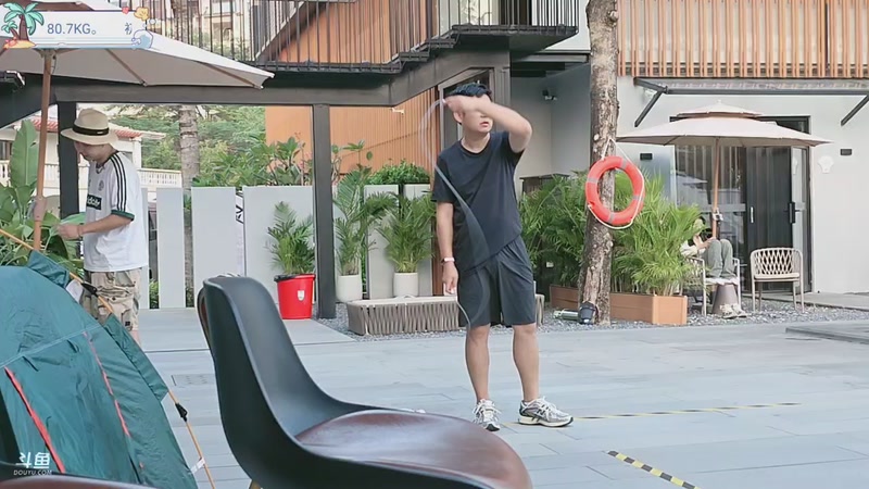 【2025-12-06 17点场】火力堂主：三亚愉快自律生活每一天！