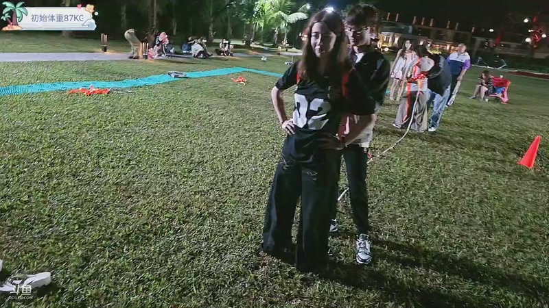 【2025-12-06 21点场】火力堂主：三亚愉快自律生活每一天！