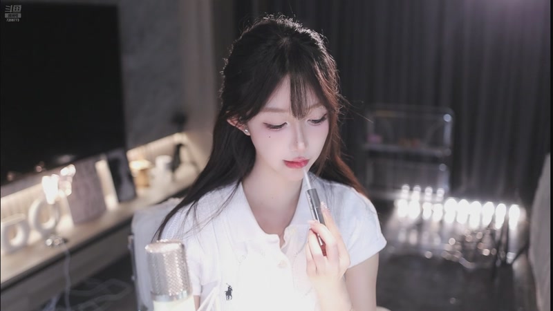 【2025-12-6 22点场】小童酱酱:[武汉]小得盈满 爱逢其时