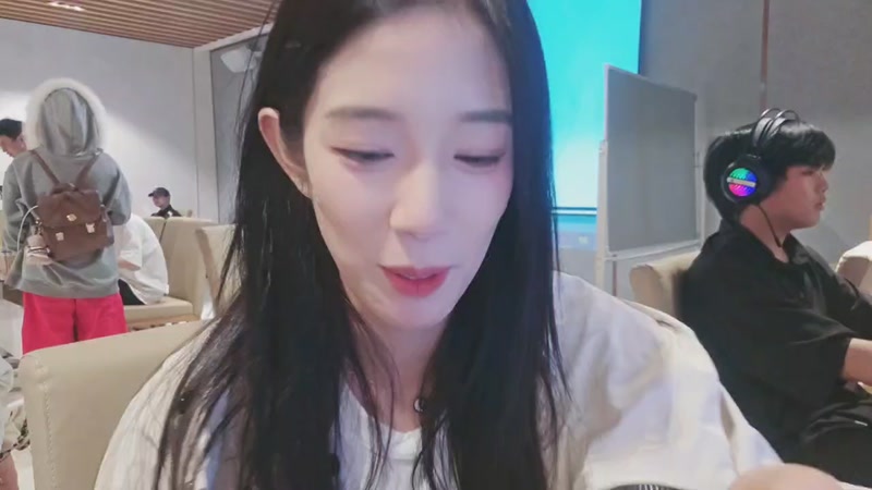 【2025-12-7 0点场】bulaQoQ:【小奶团】LOL户外凑凑日流水住房~