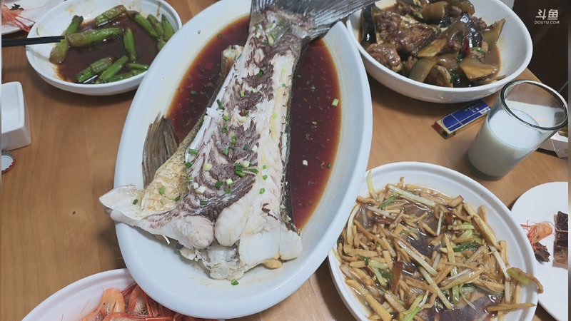 【2025-12-10 19点场】南枫阿i：200钻跟千千户外