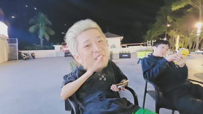 【2025-12-11 0点场】bulaQoQ:【小奶团】LOL户外凑凑日流水住房~