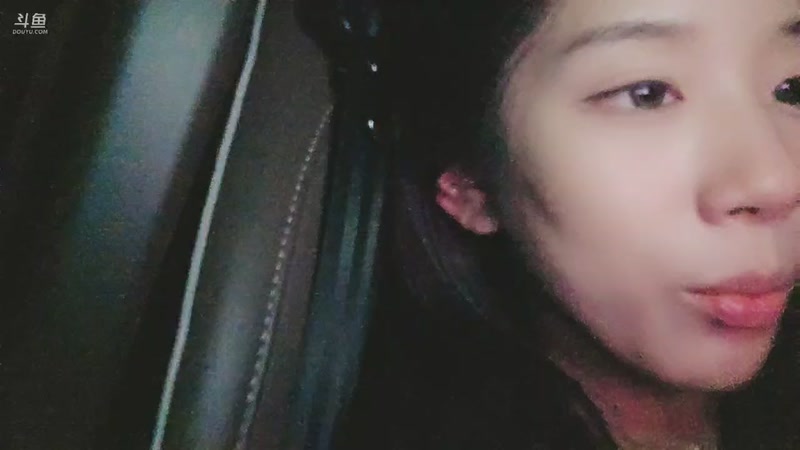 【2025-12-11 2点场】bulaQoQ:【小奶团】LOL户外凑凑日流水住房~