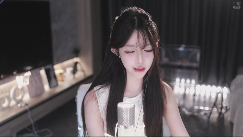 【2025-12-10 22点场】小童酱酱:[武汉]小得盈满 爱逢其时