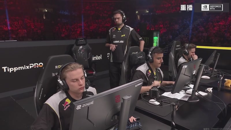 【2025-12-14 08点场】完美世界电竞频道：【预告】13号1:00点FaZe-VLT