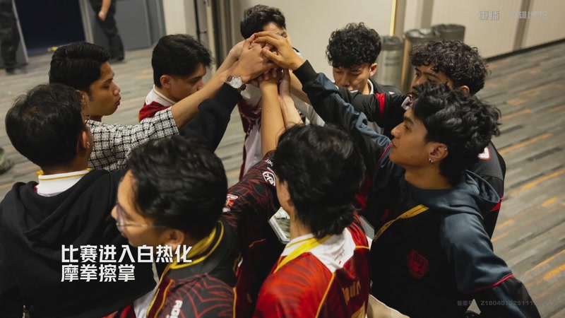 【2025-12-19 20点场】和平精英官方赛事：重播丨和平精英全球总决赛-决赛day3