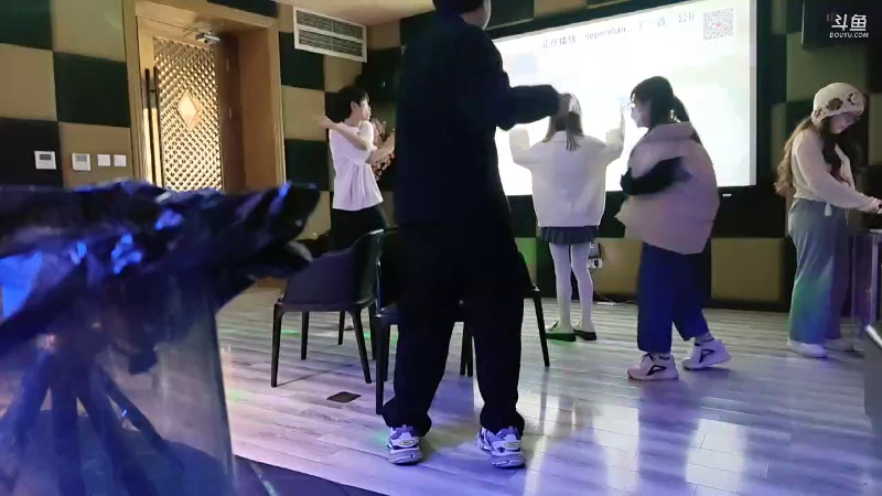 这是我剪辑的金咕咕金咕咕doinb的直播精彩时刻，快来看看吧~