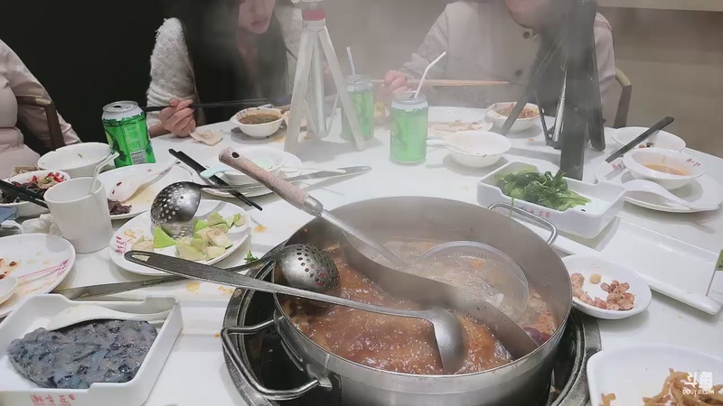 【2025-12-28 21点场】叁三QvQ：224团播day