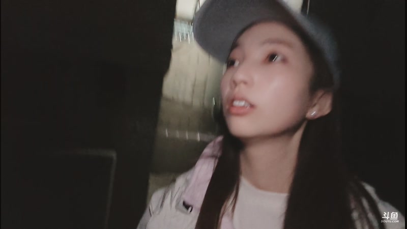 【2025-12-29 00点场】IU王怼怼：团建启动~哈哈无敌~~