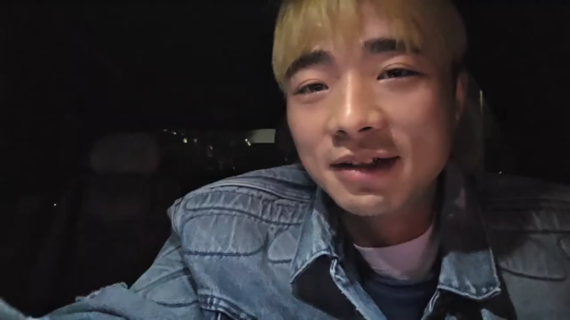 【2025-12-30 19点场】小鱼小鱼吃虾米：我也暂时不播，随缘直播！